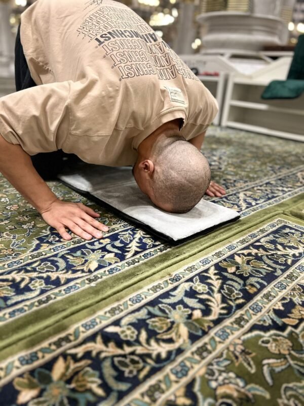 Le Tapis du Vendredi par Al Jumuaa – Image 7